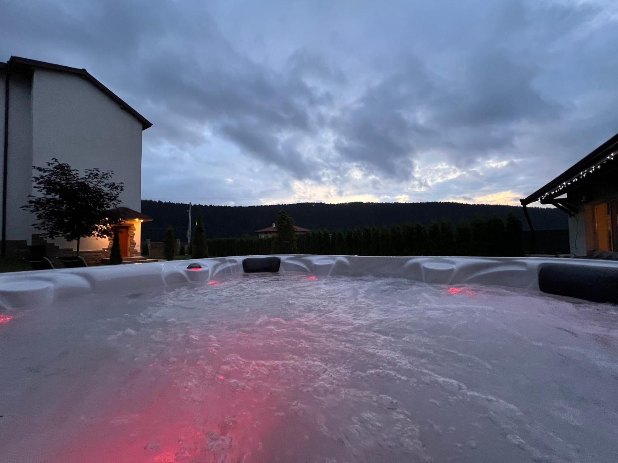 Villa Adelheide - Spa, Bbq & Jacuzzi Beli Iskar Buitenkant foto